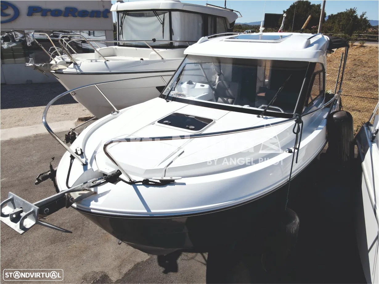Beneteau Antares 7 - 4