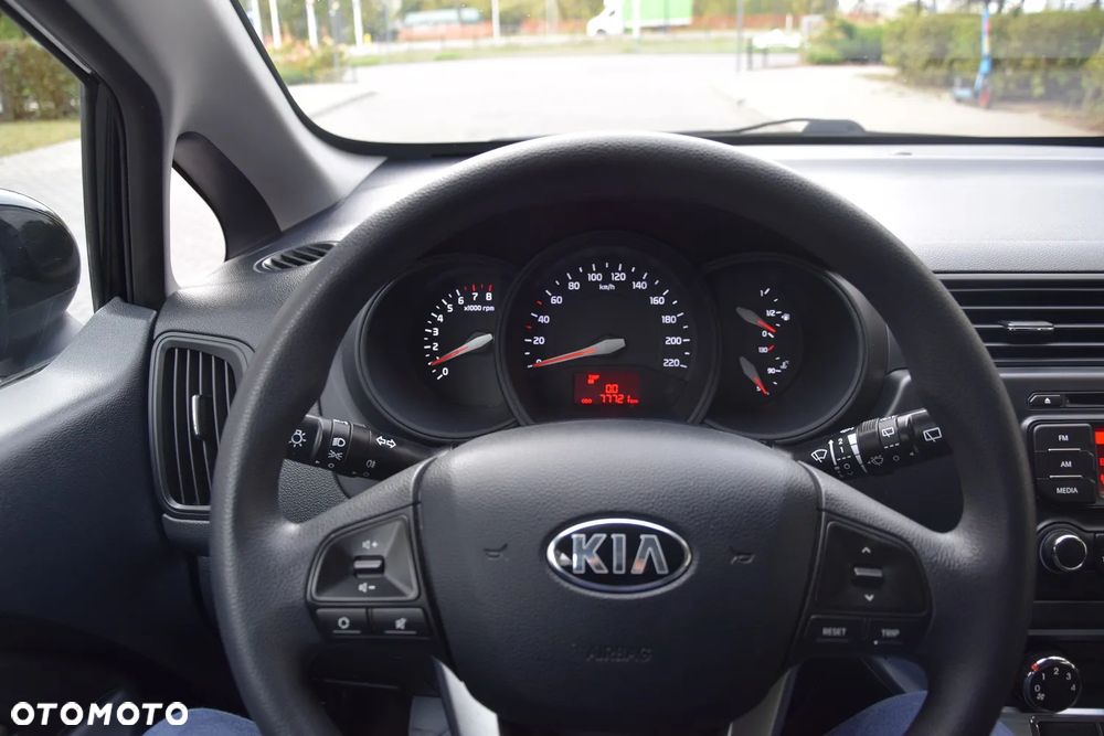 Kia Rio 1.2 M - 14