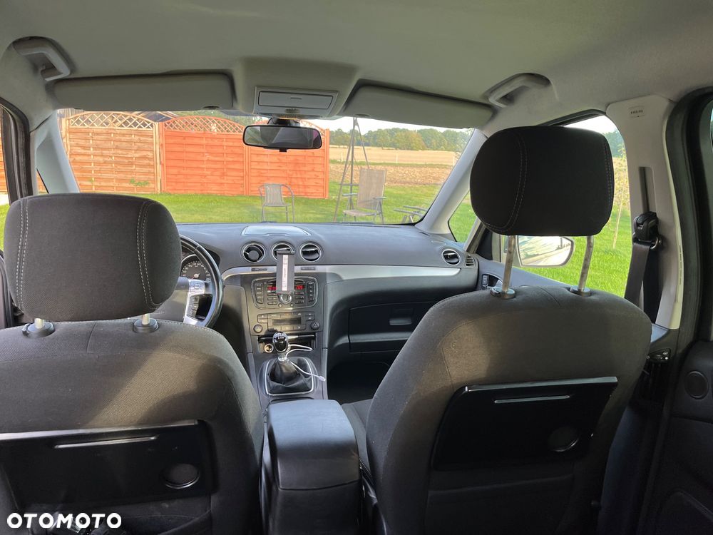 Ford Galaxy 2.0 TDCi Trend - 12