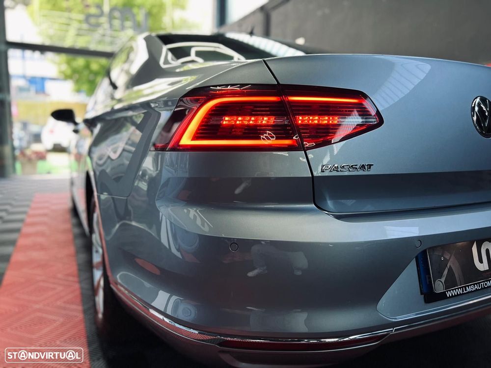 VW Passat 2.0 TDI Highline DSG - 10