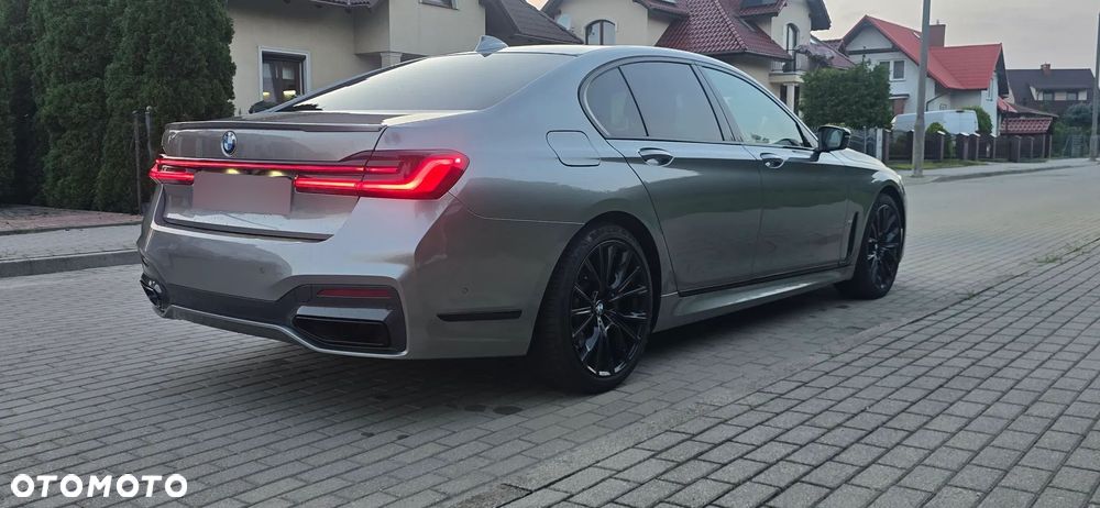 BMW Seria 7 730d xDrive sport - 4