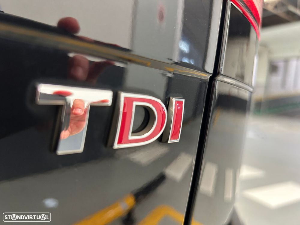 VW Golf Variant 1.6 TDi Confortline - 17