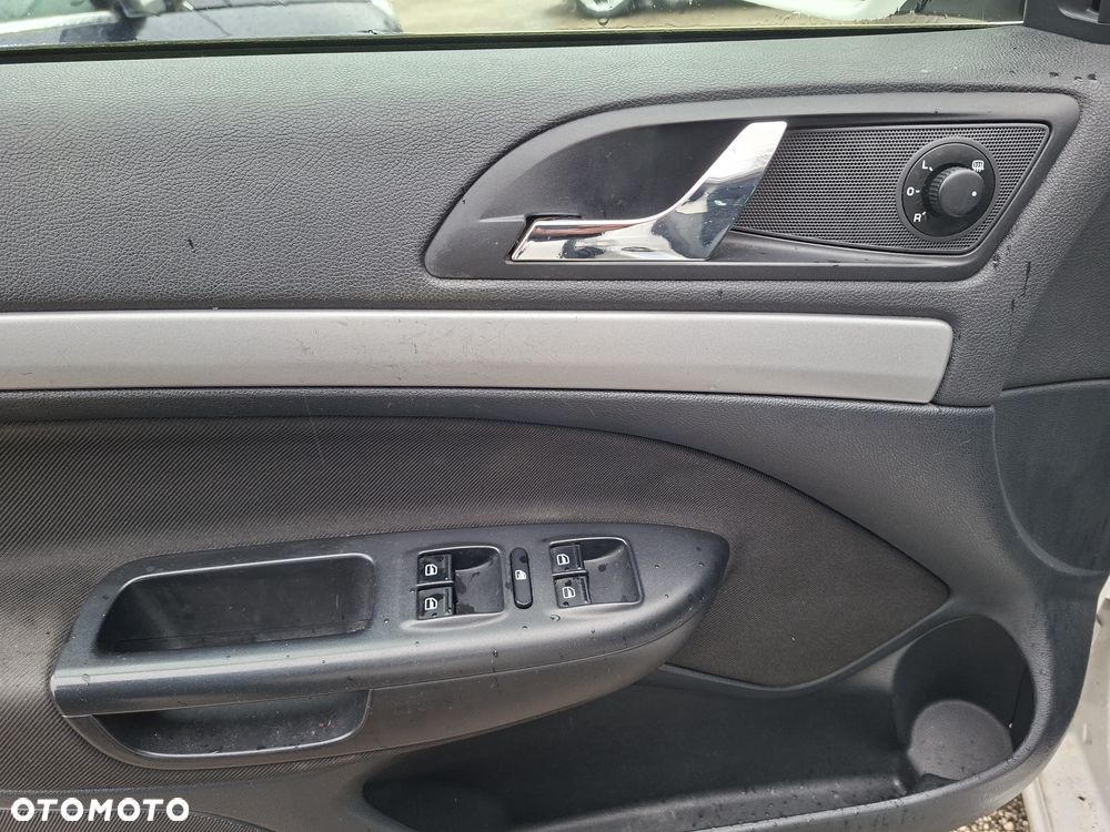 Skoda Octavia 2.0 TDI DPF DSG FAMILY 4x4 - 17