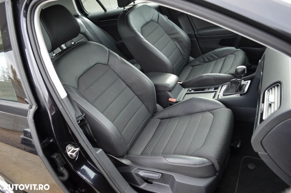 Volkswagen Golf 2.0 TDI (BlueMotion Technology) DSG Highline - 24