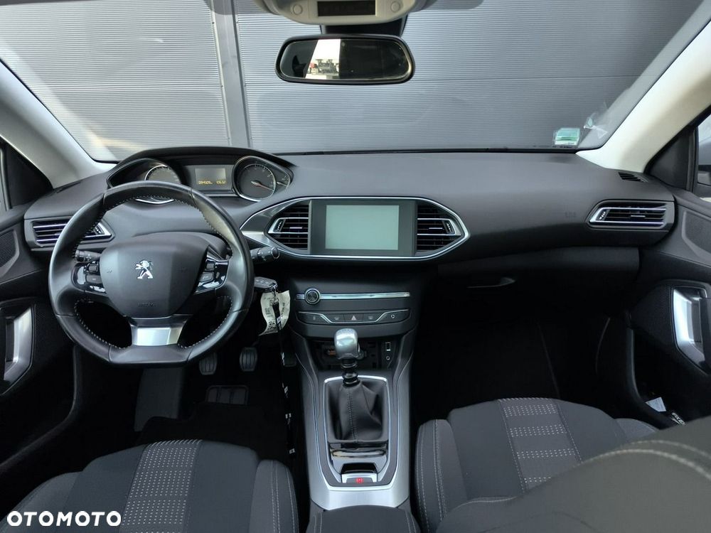 Peugeot 308 - 10
