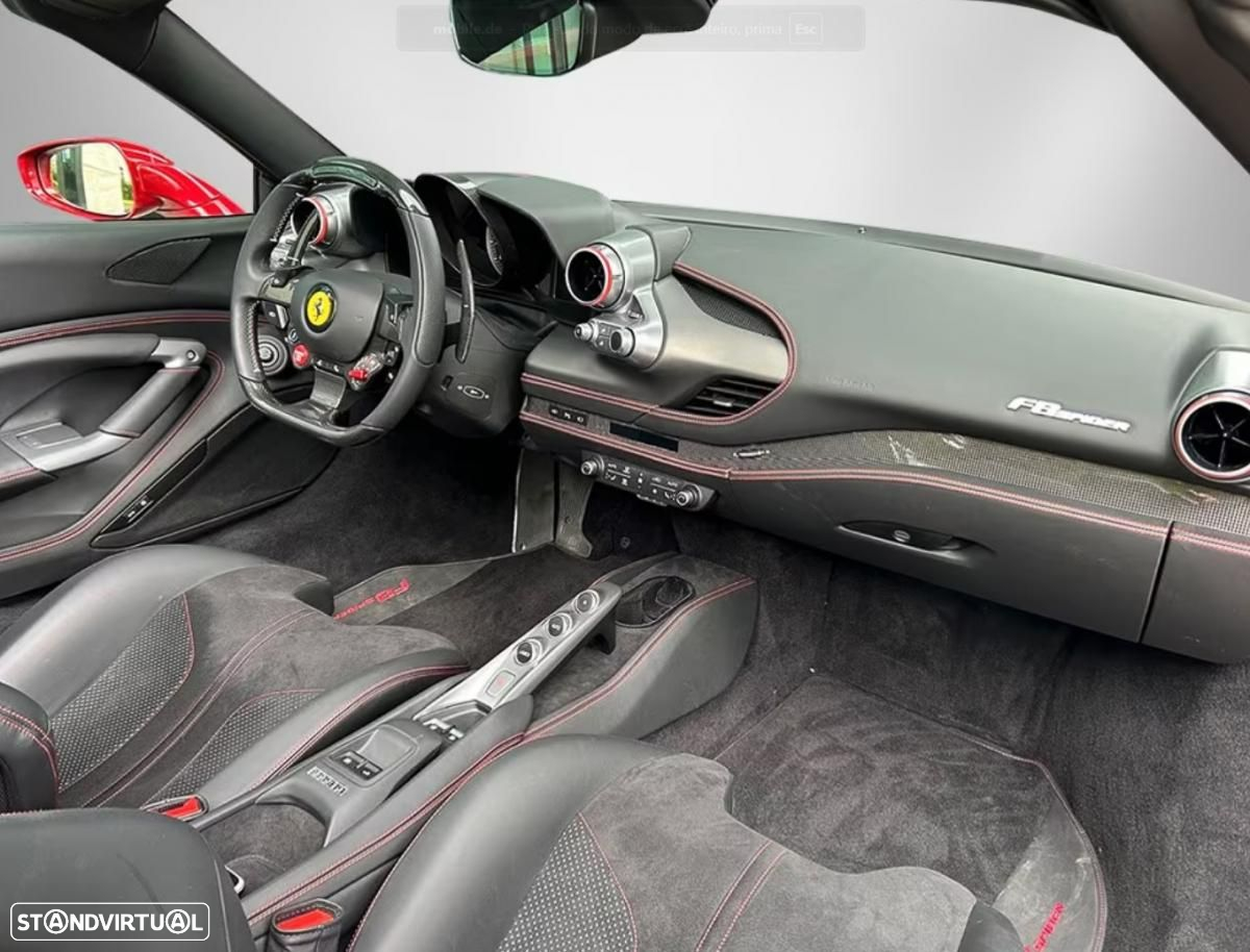 Ferrari F8 Tributo Spider - 12