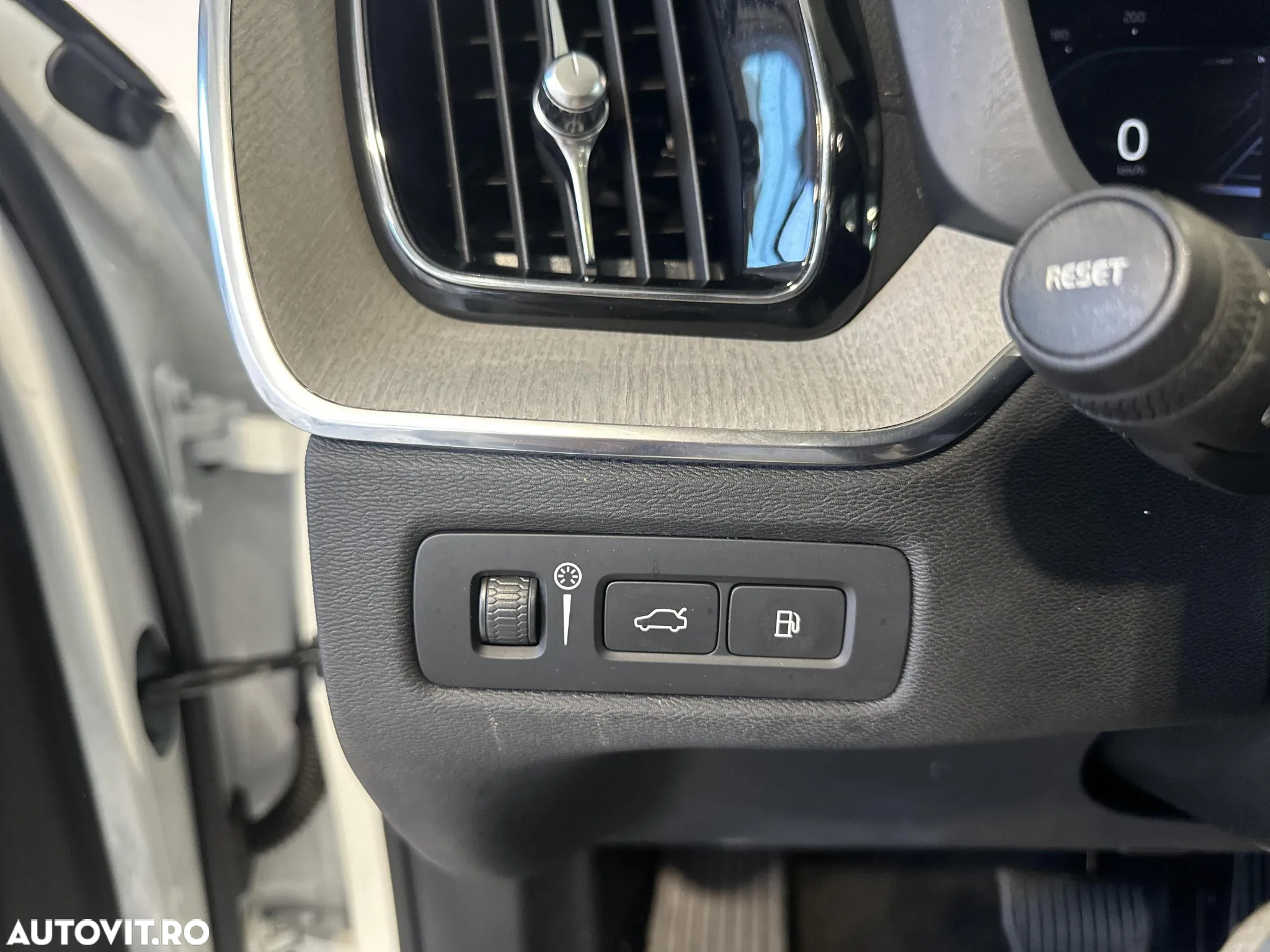 Volvo XC 60 T6 AWD Recharge Geartronic Inscription - 15
