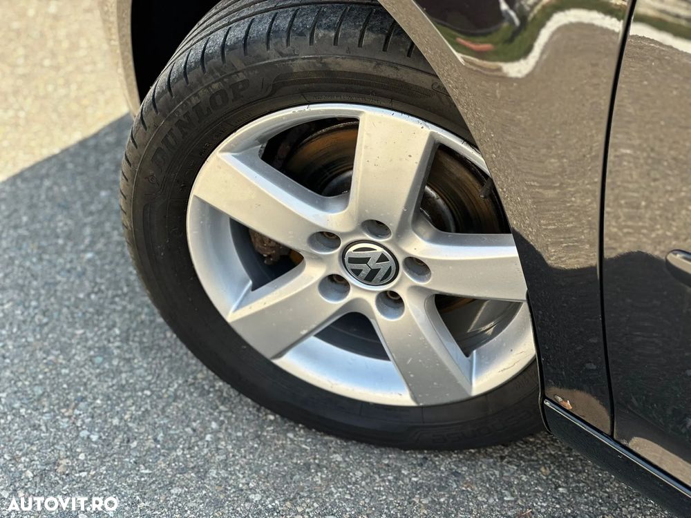 Volkswagen Golf 1.6 United - 32