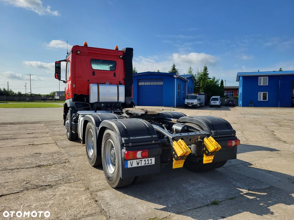 Mercedes-Benz Arocs 2645 6x4 budowlany DMC 66 ton z Niemiec - 4