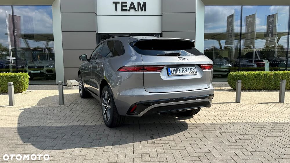 Jaguar F-Pace - 5
