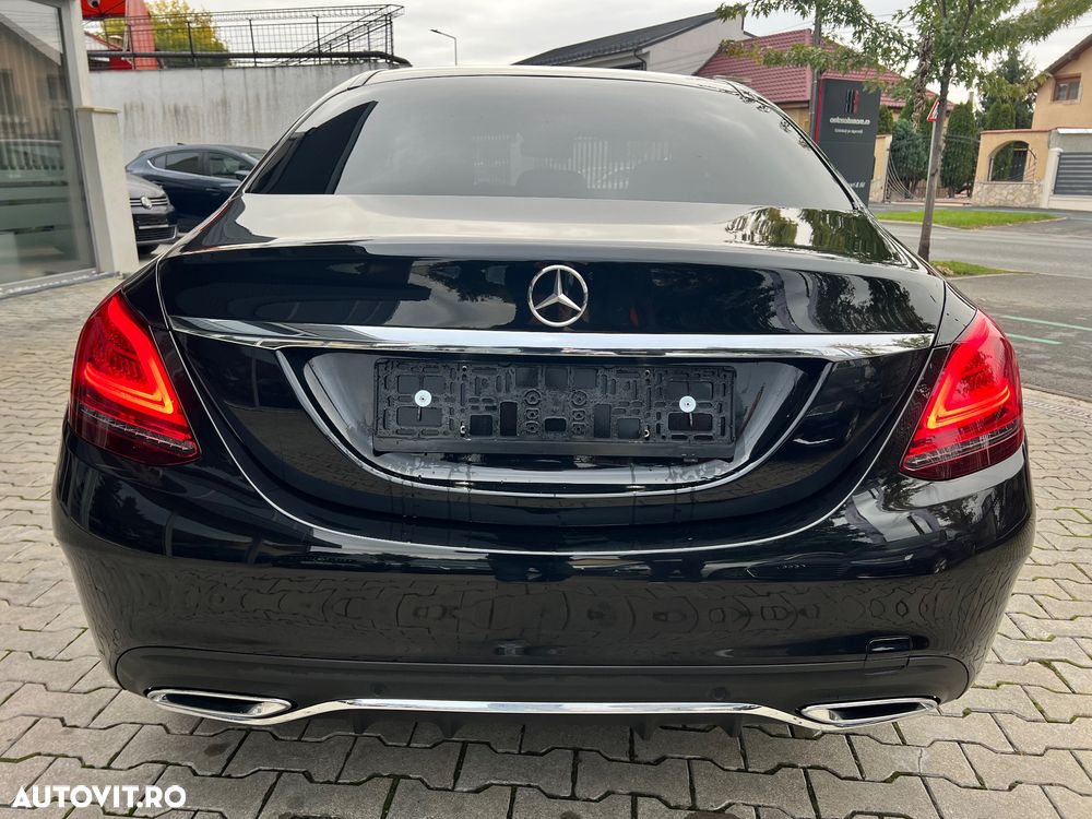 Mercedes-Benz C 200 d T 9G-TRONIC AMG Line - 10
