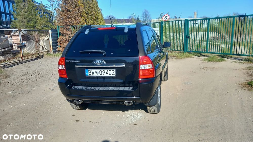 Kia Sportage 2.0 CRDI 4WD Cup - 4