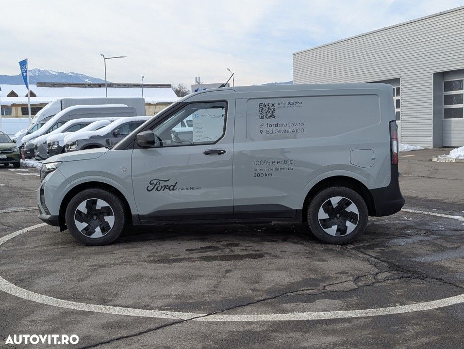 Ford Transit Courier - 9