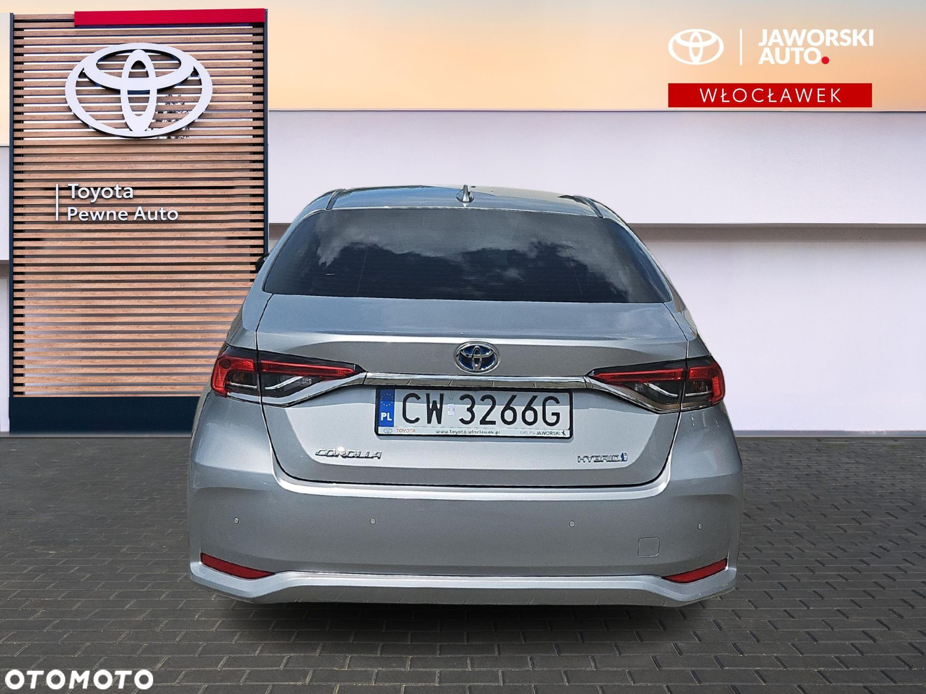 Toyota Corolla - 4