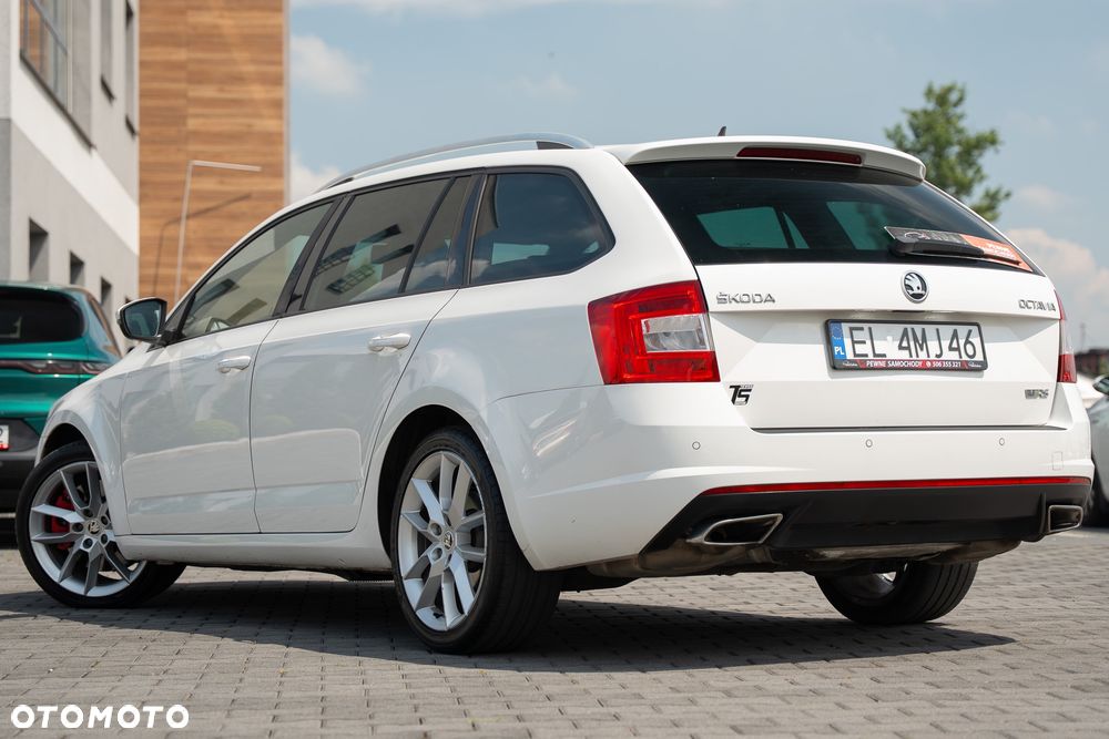 Skoda Octavia 2.0 TSI RS 230 - 16