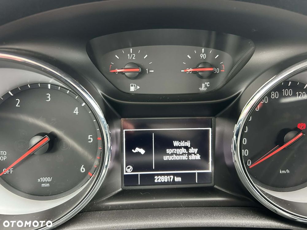 Opel Astra - 11