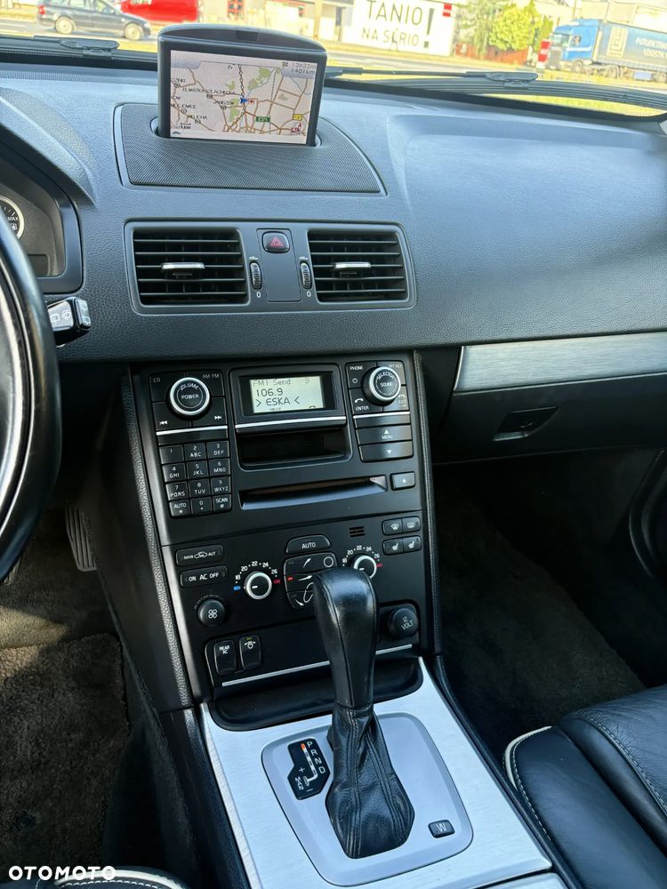 Volvo XC 90 - 25