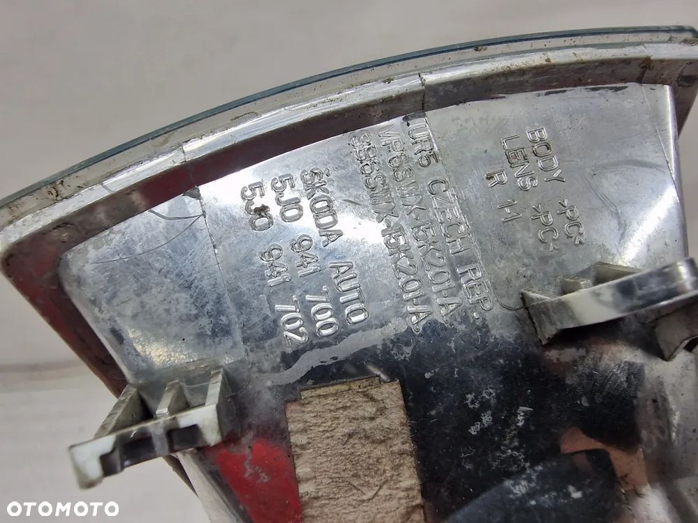 SKODA FABIA II 06-10 PRAWY HALOGEN , NR 5J0941700 / 5J0941702 , NR AUKCJI H36 - 6