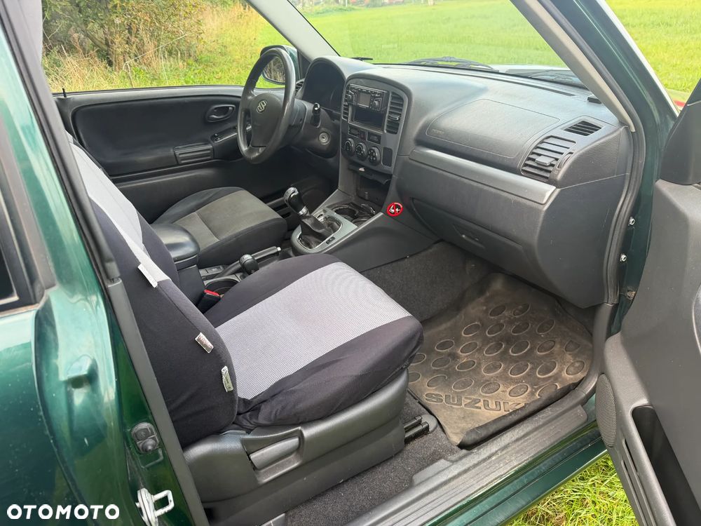 Suzuki Grand Vitara - 11