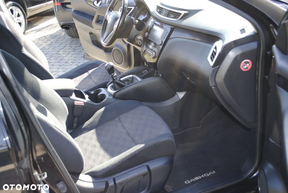 Nissan Qashqai 1.5 dCi N-Connecta - 16