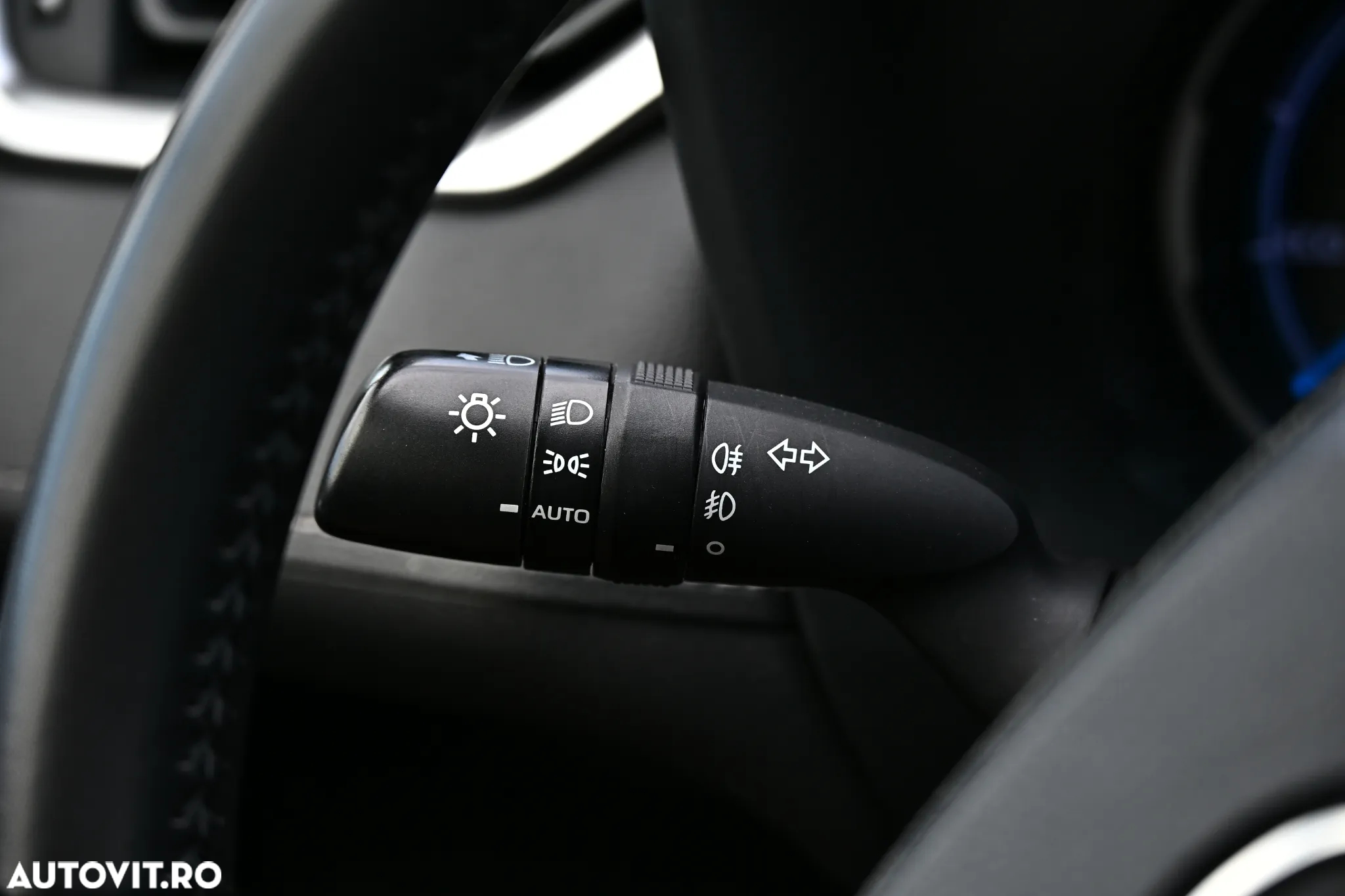 Toyota RAV4 2.5 4x2 Hybrid Business Edition - 36