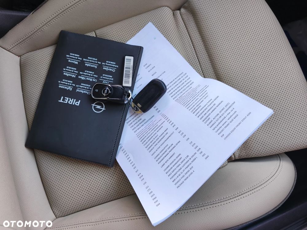 Opel Insignia 2.0 CDTI Cosmo - 27