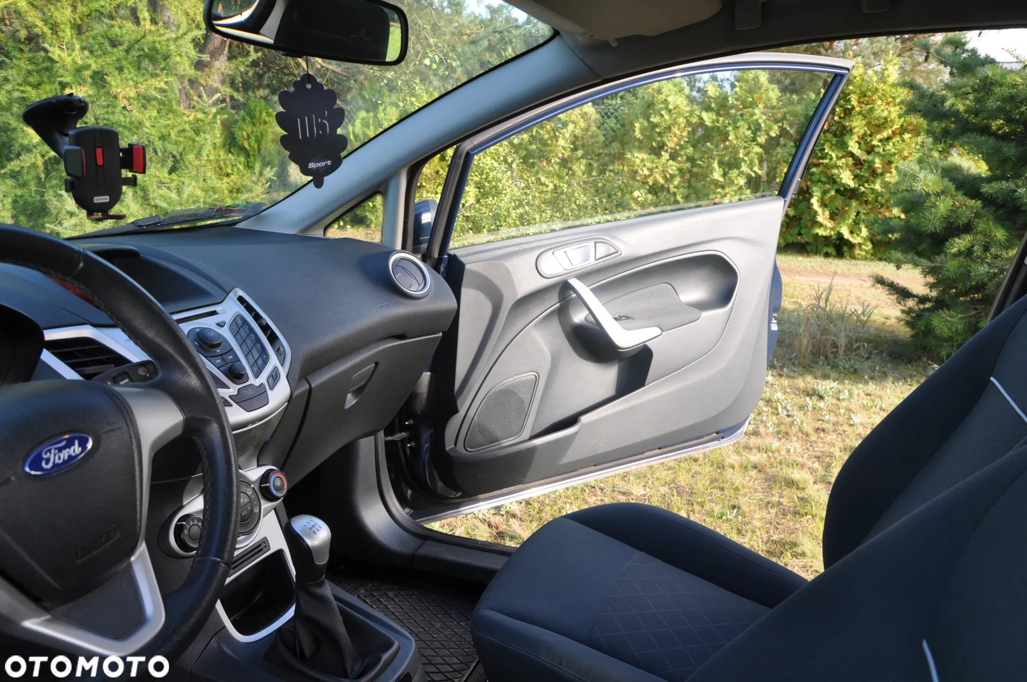 Ford Fiesta 1.25 Trend - 10
