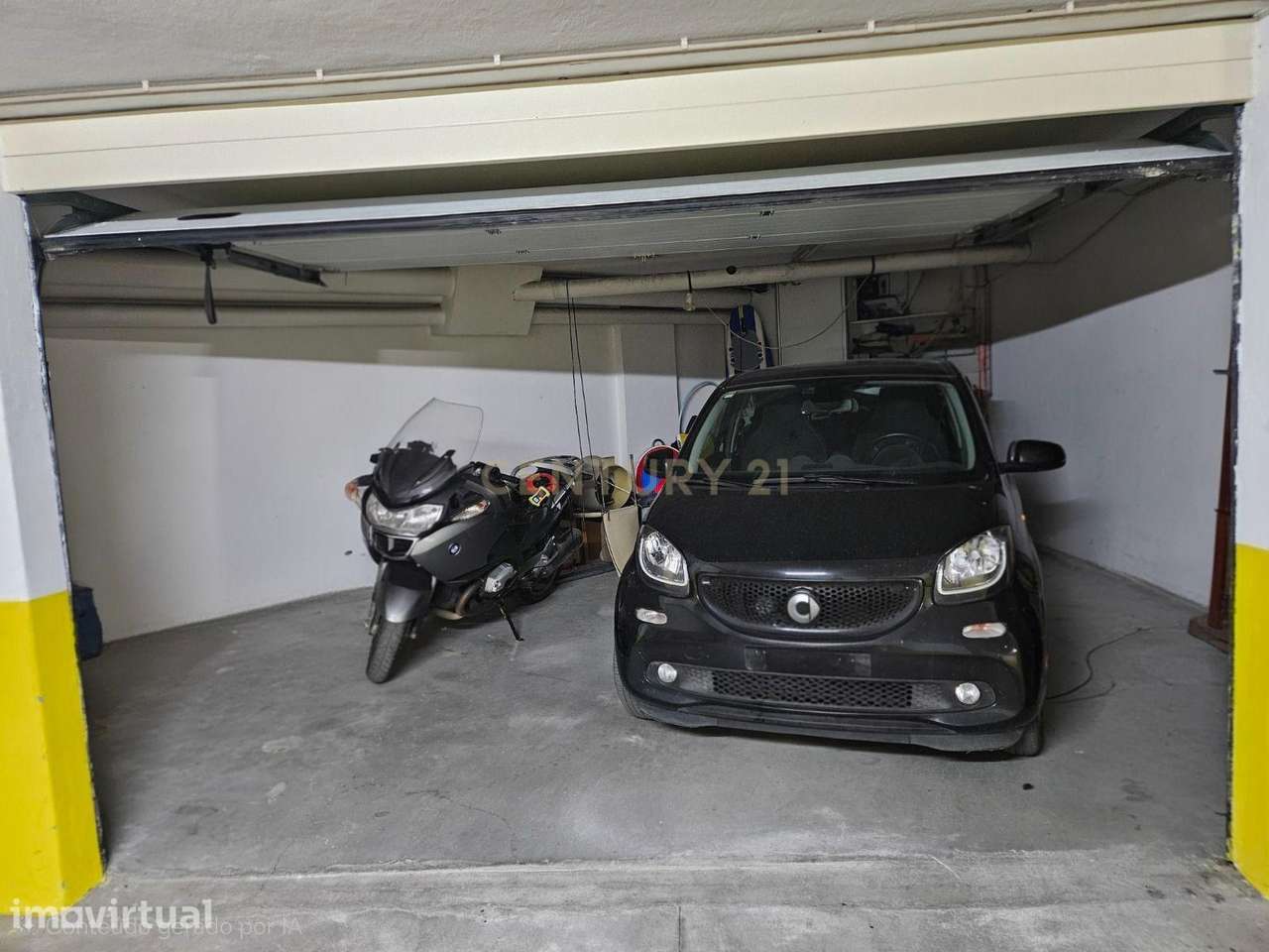 Garagem em Setúbal (São Sebastião) - 34m² - Grande imagem: 2/14