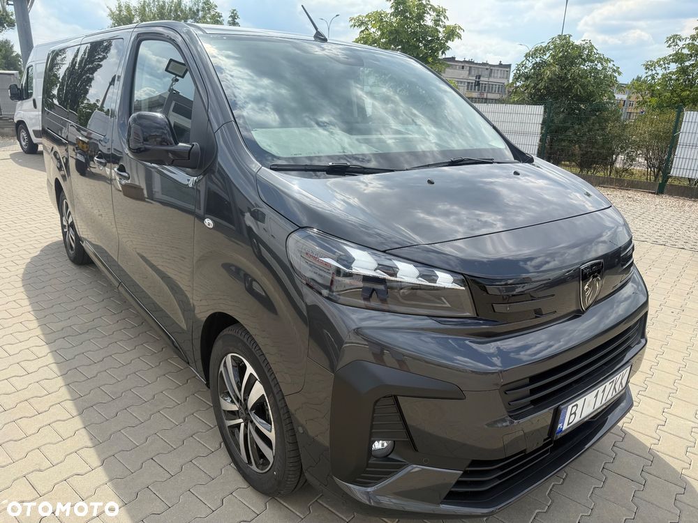 Peugeot Traveller 2.0 BlueHDi Long Business EAT8 - 22