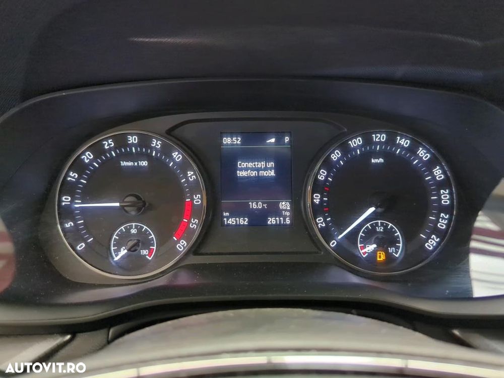 Skoda Octavia 2.0 TDI DSG Ambition - 5
