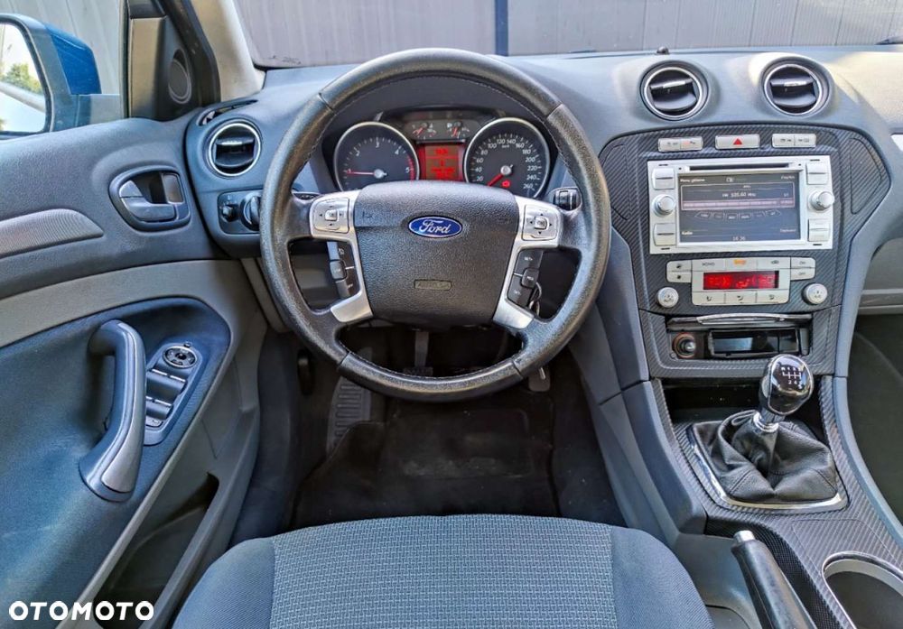 Ford Mondeo - 20