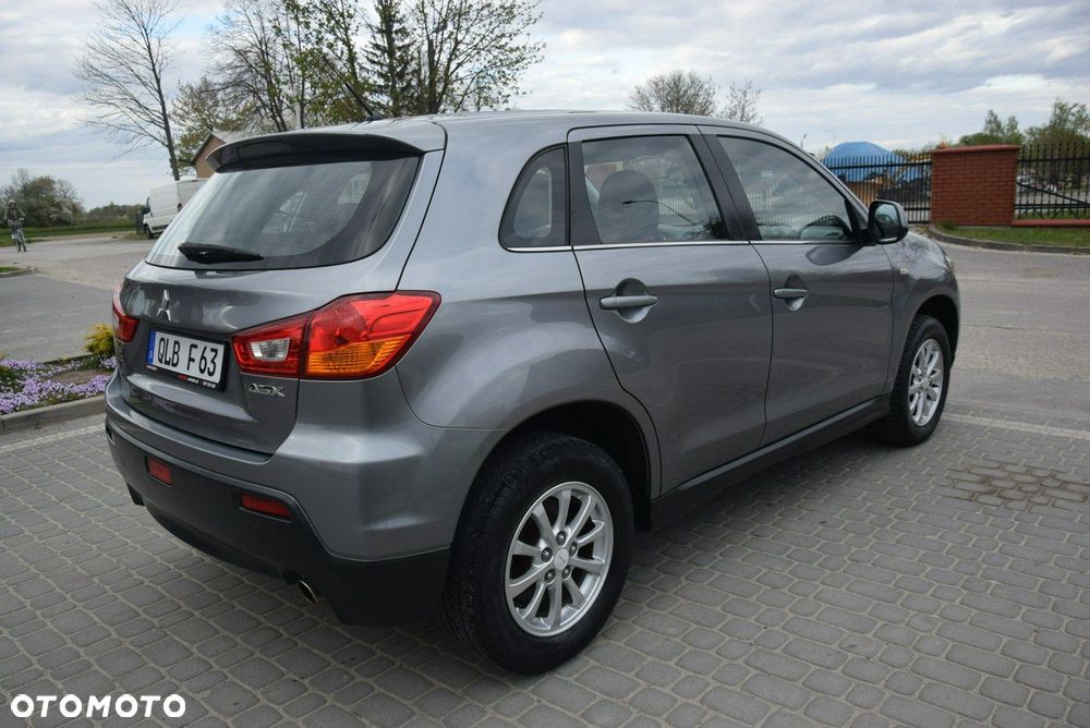 Mitsubishi ASX - 12