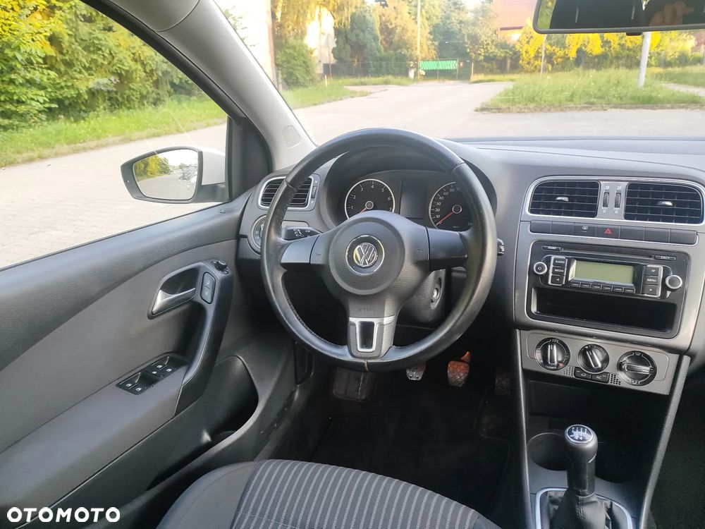 Volkswagen Polo 1.4 Comfortline - 32