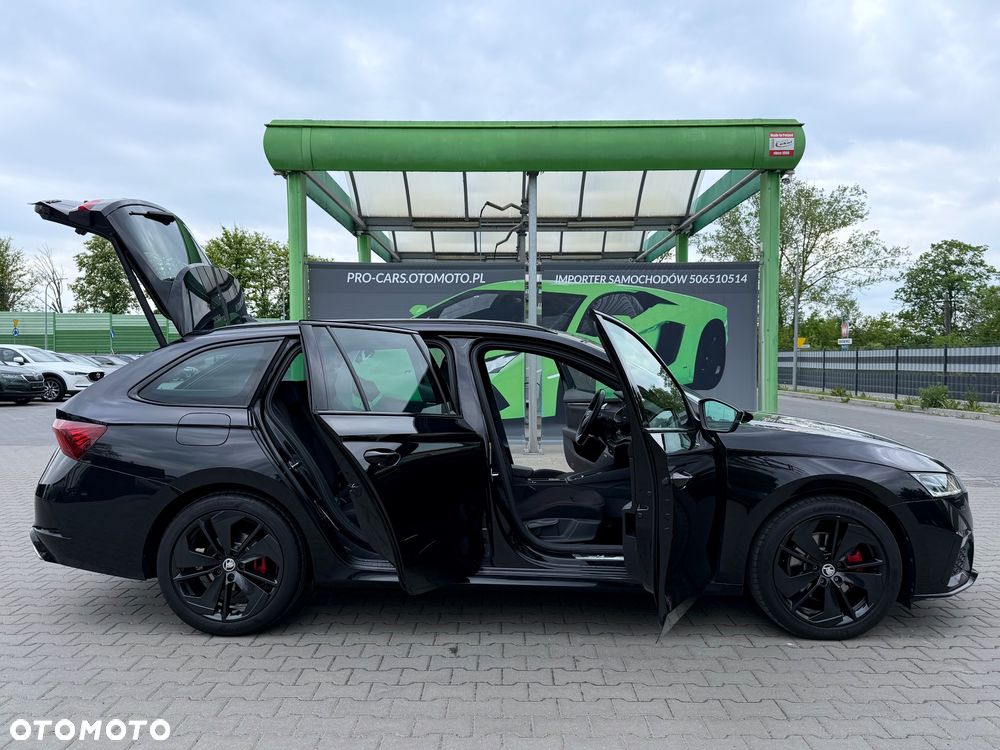 Skoda Octavia 2.0 TDI DSG RS - 17