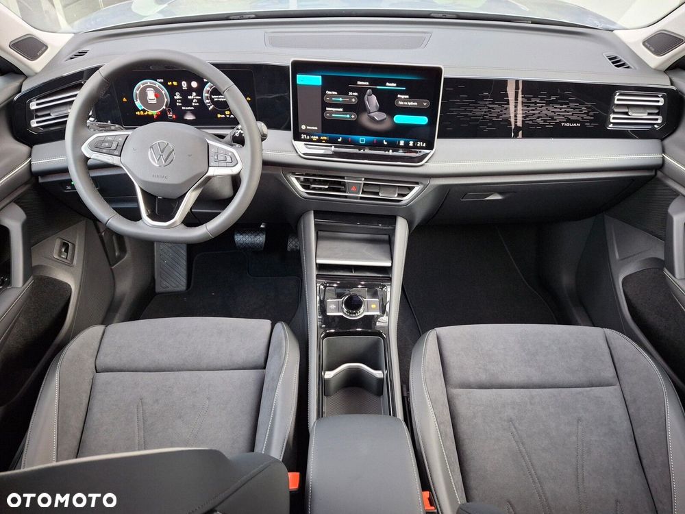 Volkswagen Tiguan - 22