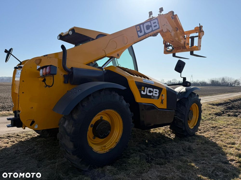 JCB Ładowarka teleskopowa Jcb 531-70 AGRI PLUS 2014 ROK Bardzo dobrze utrzymana 7 Metrów 3,1 Tony Klimatyzacja Ładna ładowarka - 4