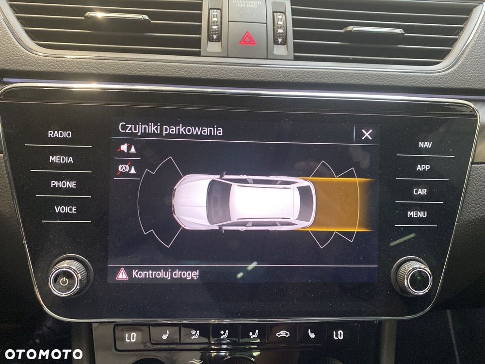 Skoda Superb 2.0 TDI SCR 4x4 Sportline DSG - 27
