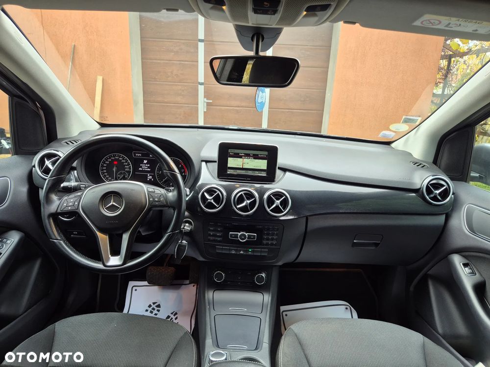 Mercedes-Benz Klasa B 180 d 7G-DCT Edition - 21