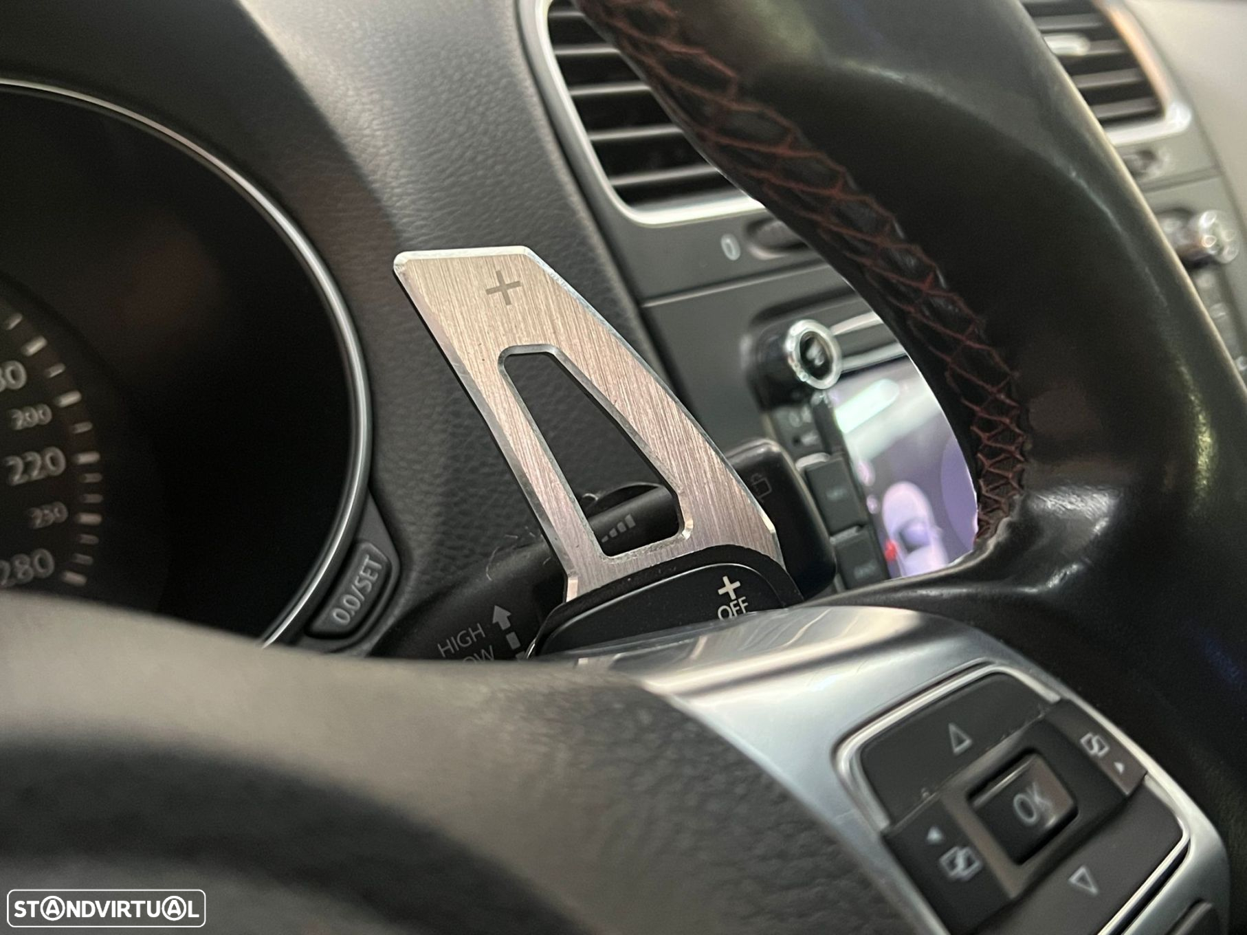 VW Golf 2.0 TSi GTI DSG - 30