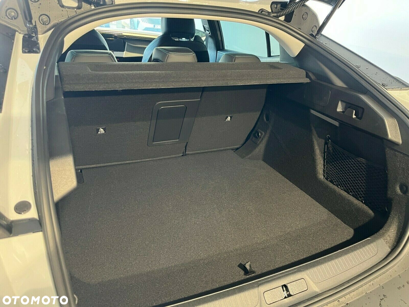 Peugeot 408 - 7