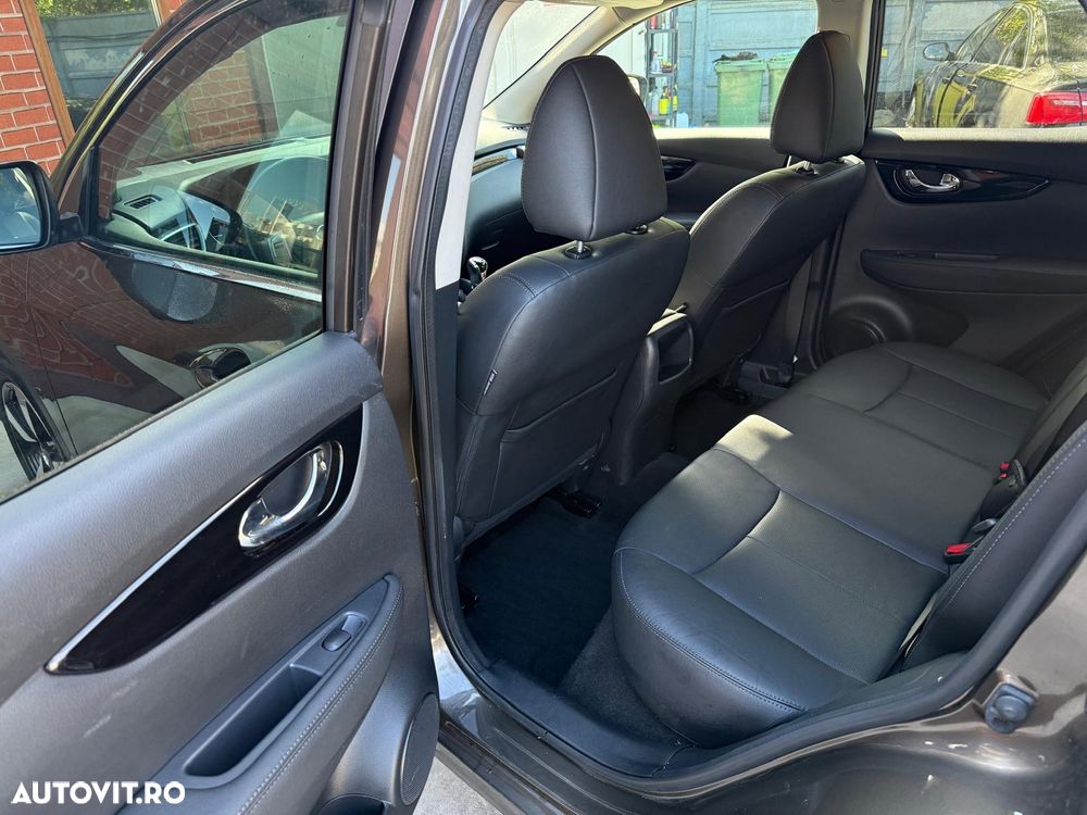 Nissan Qashqai 1.6 DCI TEKNA+ - 22