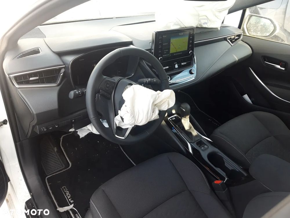 Toyota Corolla ver-1-8-hybrid-business-edition - 9