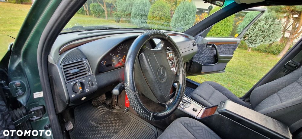 Mercedes-Benz Klasa C - 9