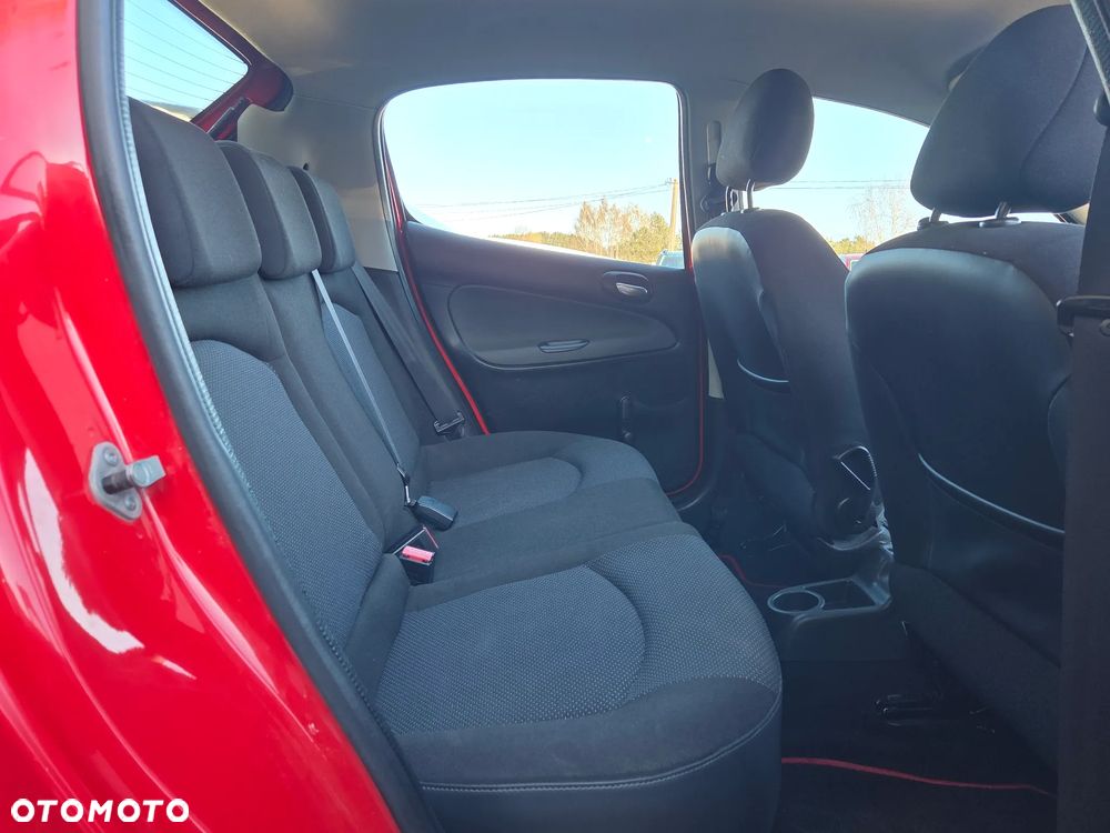 Peugeot 206 plus 75 Street Racing - 16