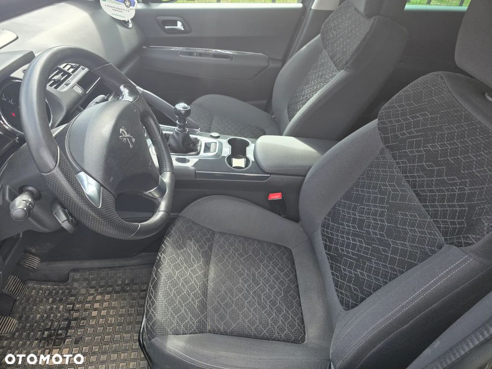 Peugeot 3008 1.2 PureTech Style - 8