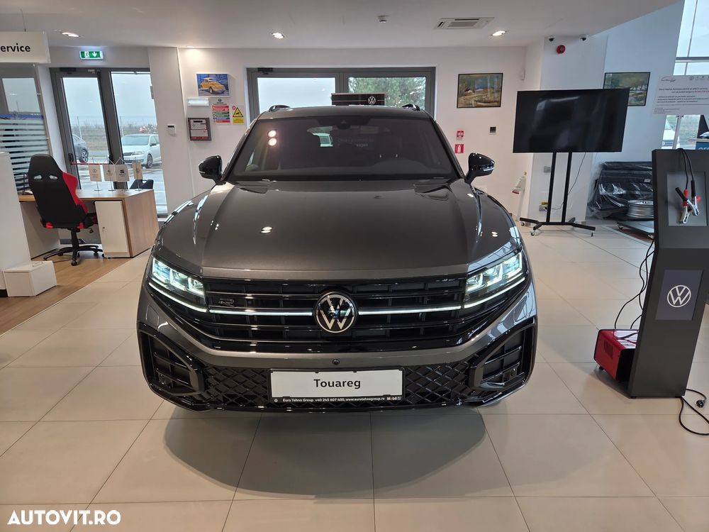 Volkswagen Touareg V6 TDI 4MOTION R-Line - 2