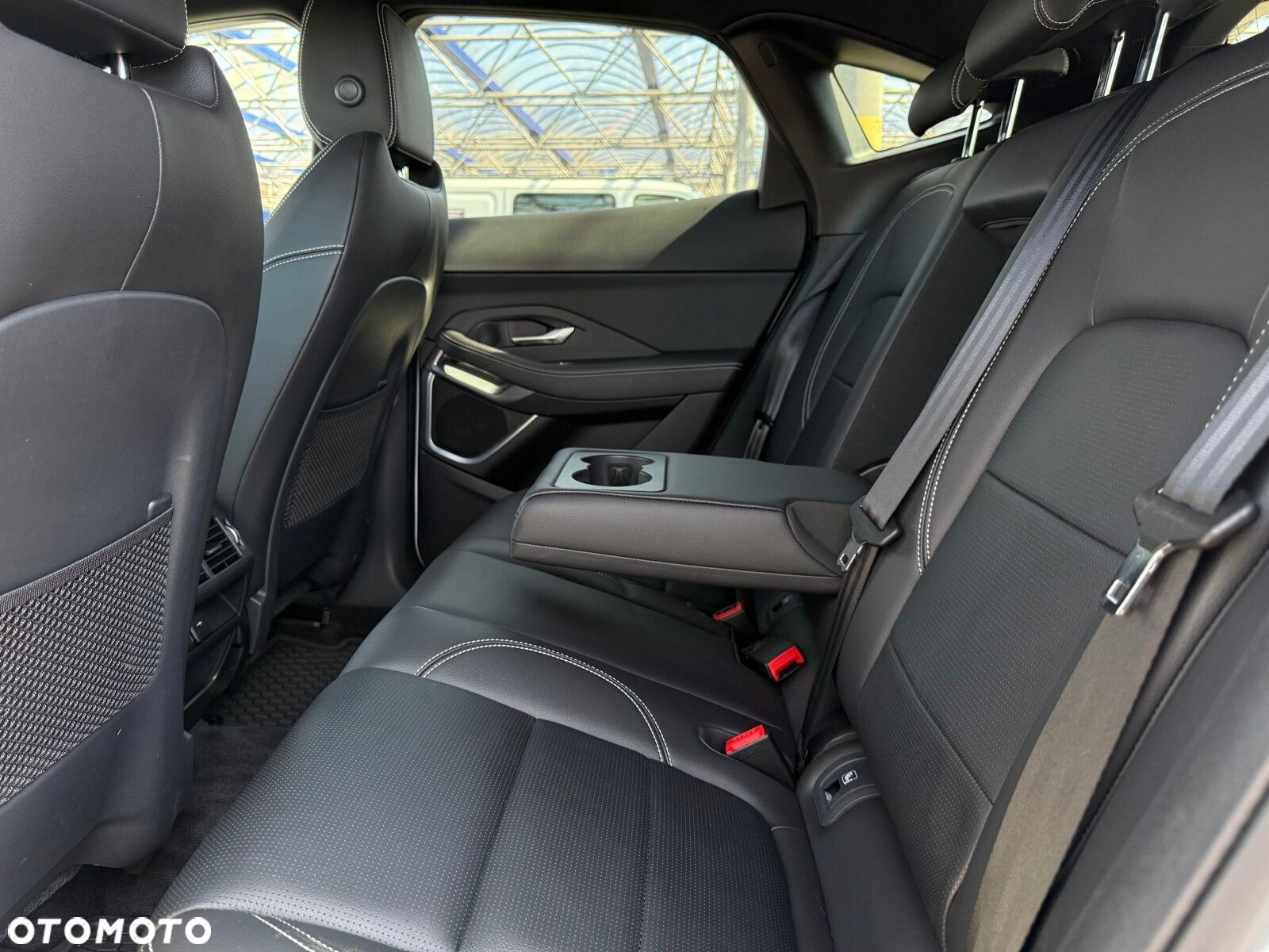 Jaguar E-Pace - 18