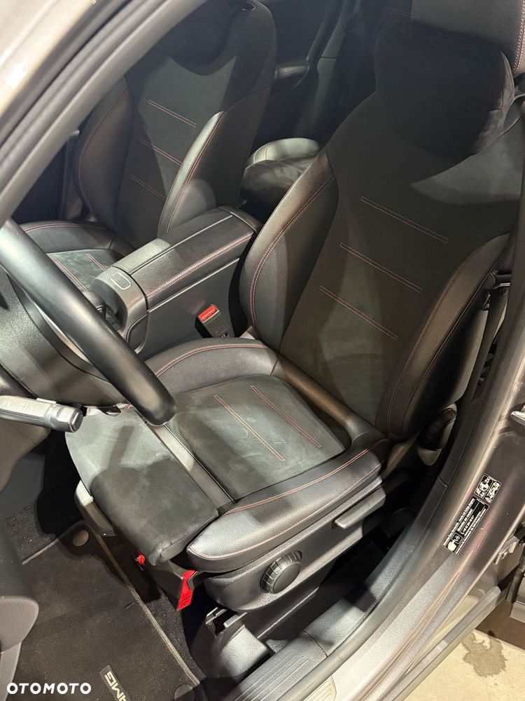 Mercedes-Benz GLB 220 d 4-Matic AMG Line 8G-DCT - 13