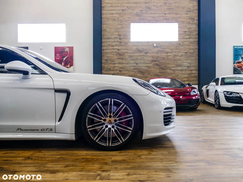 Porsche Panamera GTS - 33