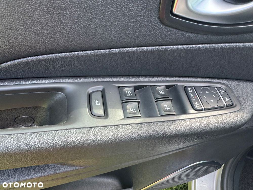 Renault Captur - 25